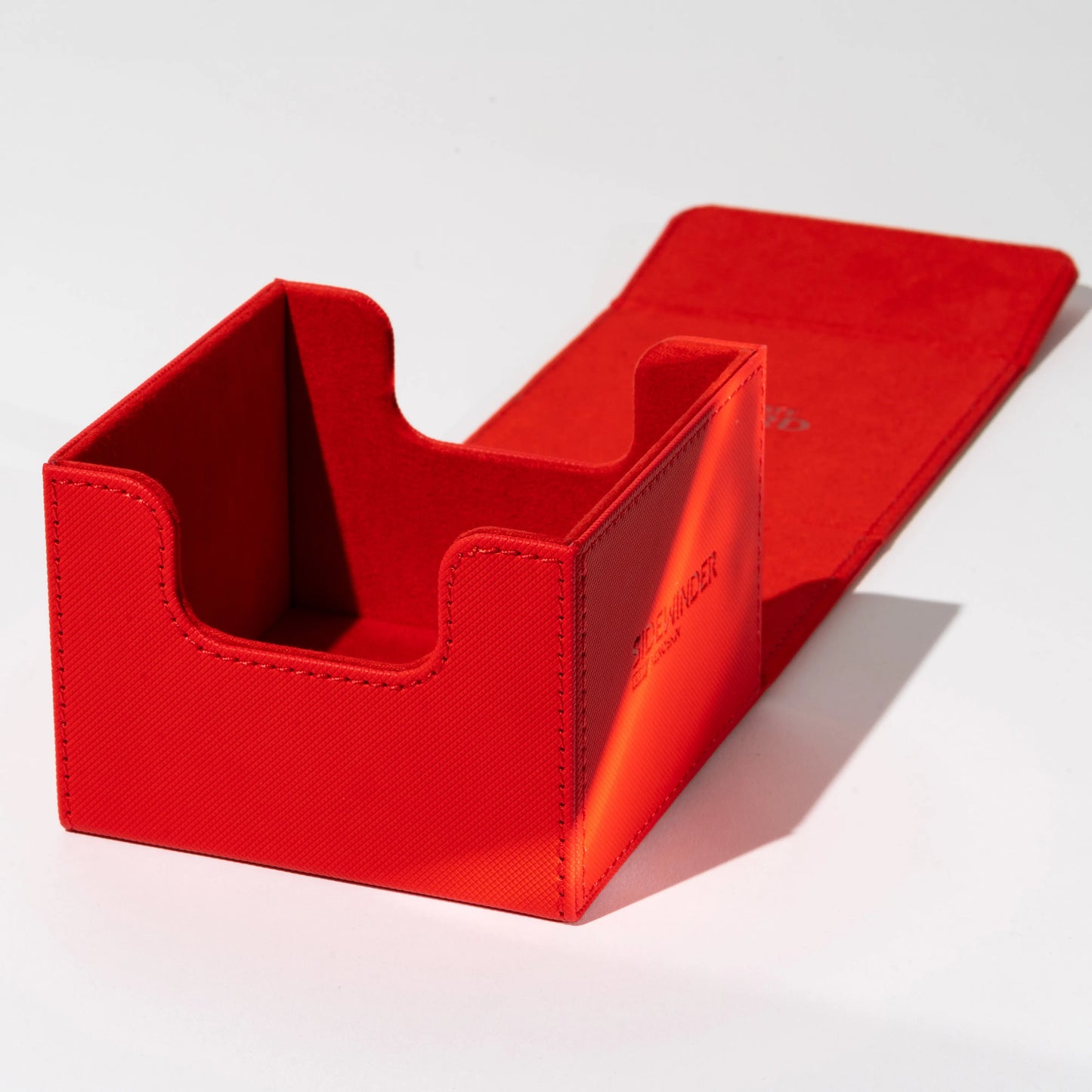 Ultimate Guard Sidewinder 133+ XenoSkin Monocolor Red