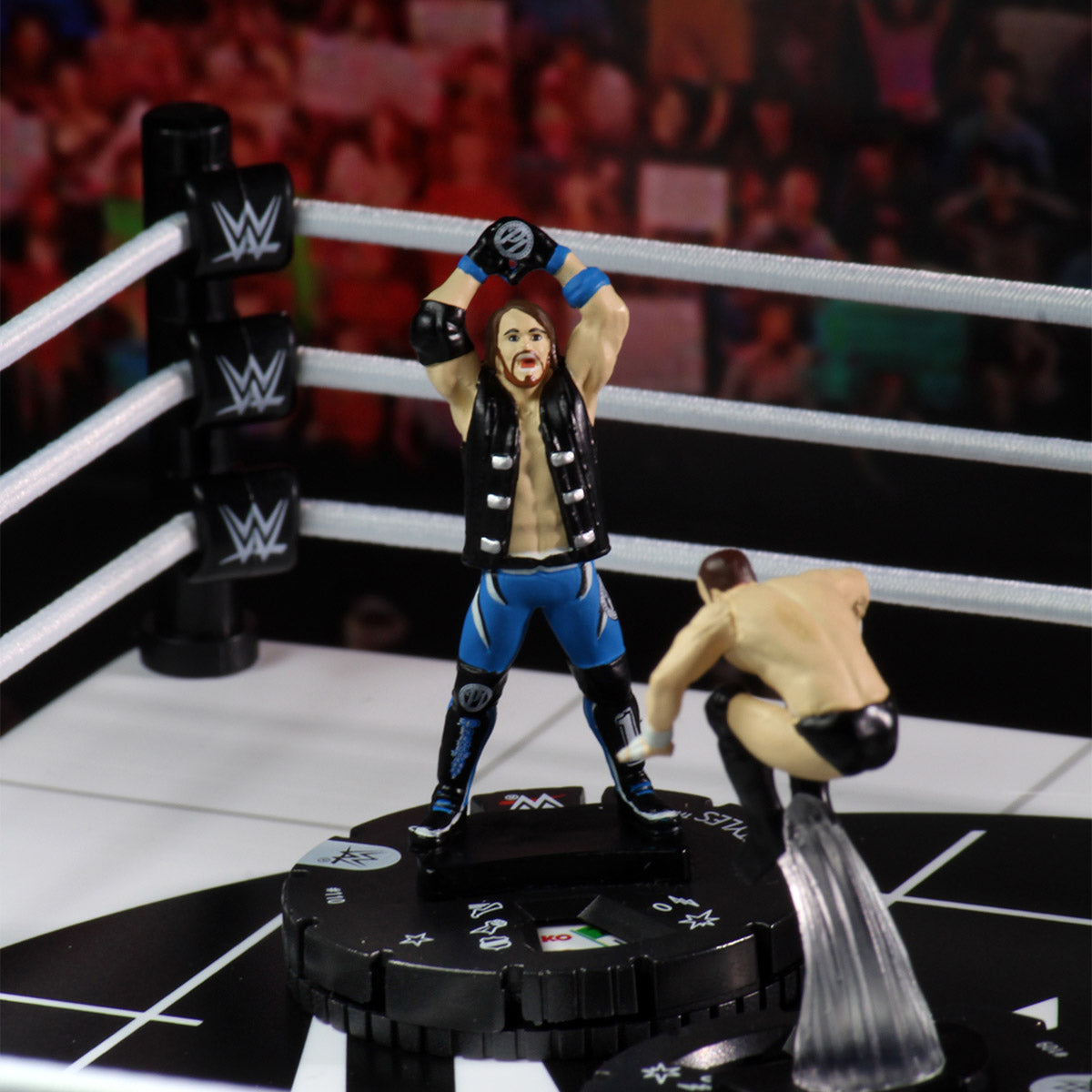 WWE HeroClix Mixed Match Challenge WWE Ring 2-Player Starter Set