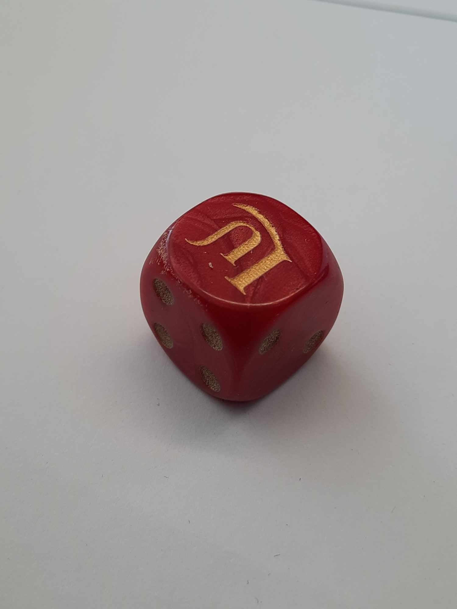 Lvl Up Gaming Logo Dice Red/Gold