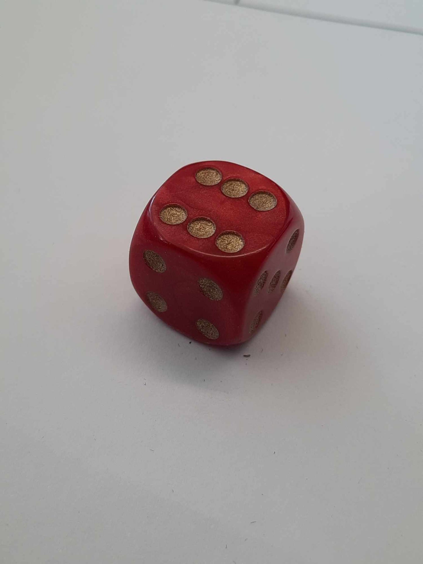 Lvl Up Gaming Logo Dice Red/Gold