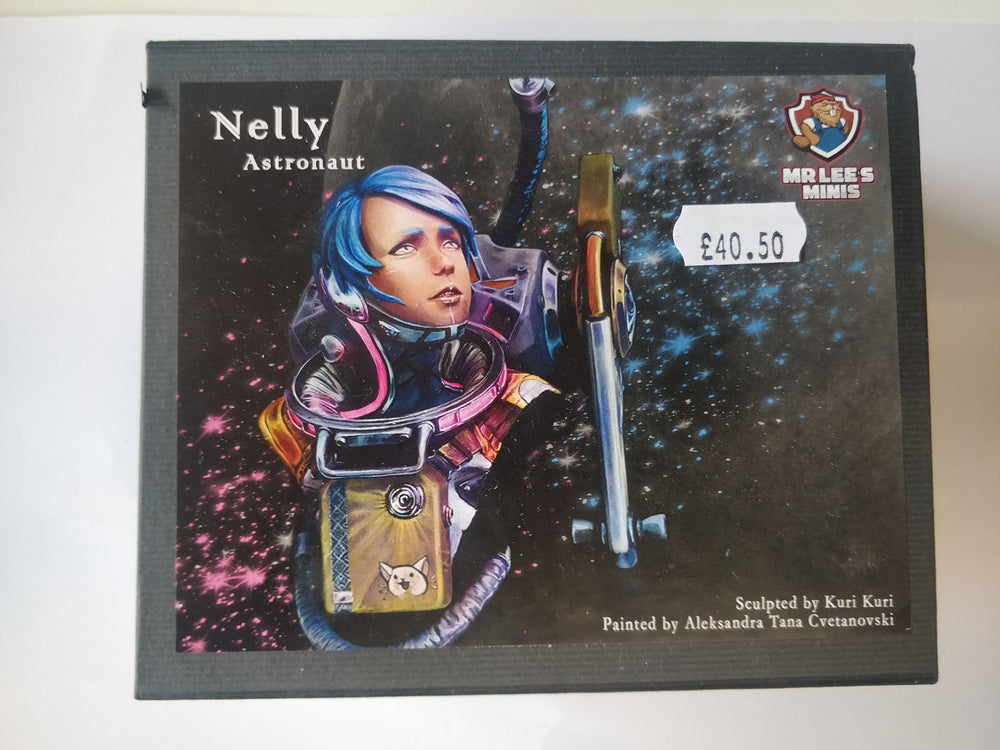 Mr Lee's Minis Nelly Astronaut Miniature Bust